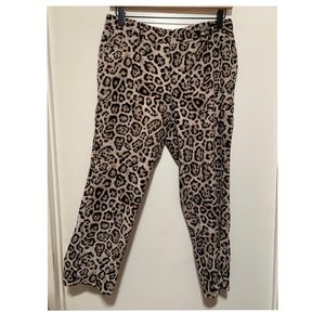 Victorias Secret 8 Pants Career Leopard Cheetah Print Polyester Stretch.
